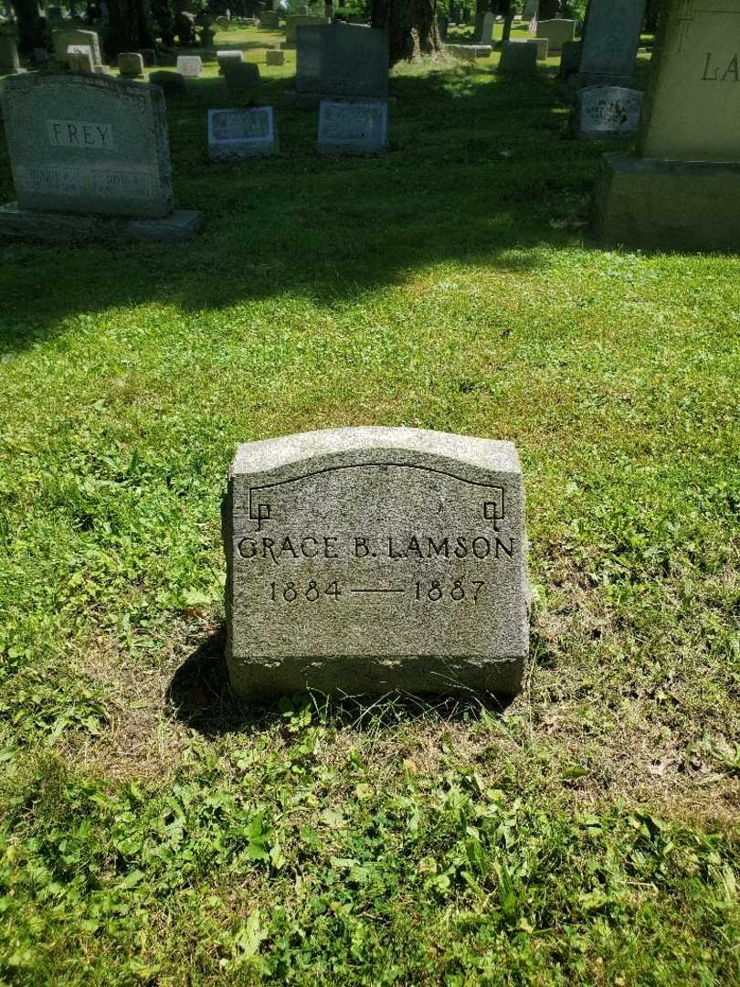 Grace B. Lamson's grave. Photo 2
