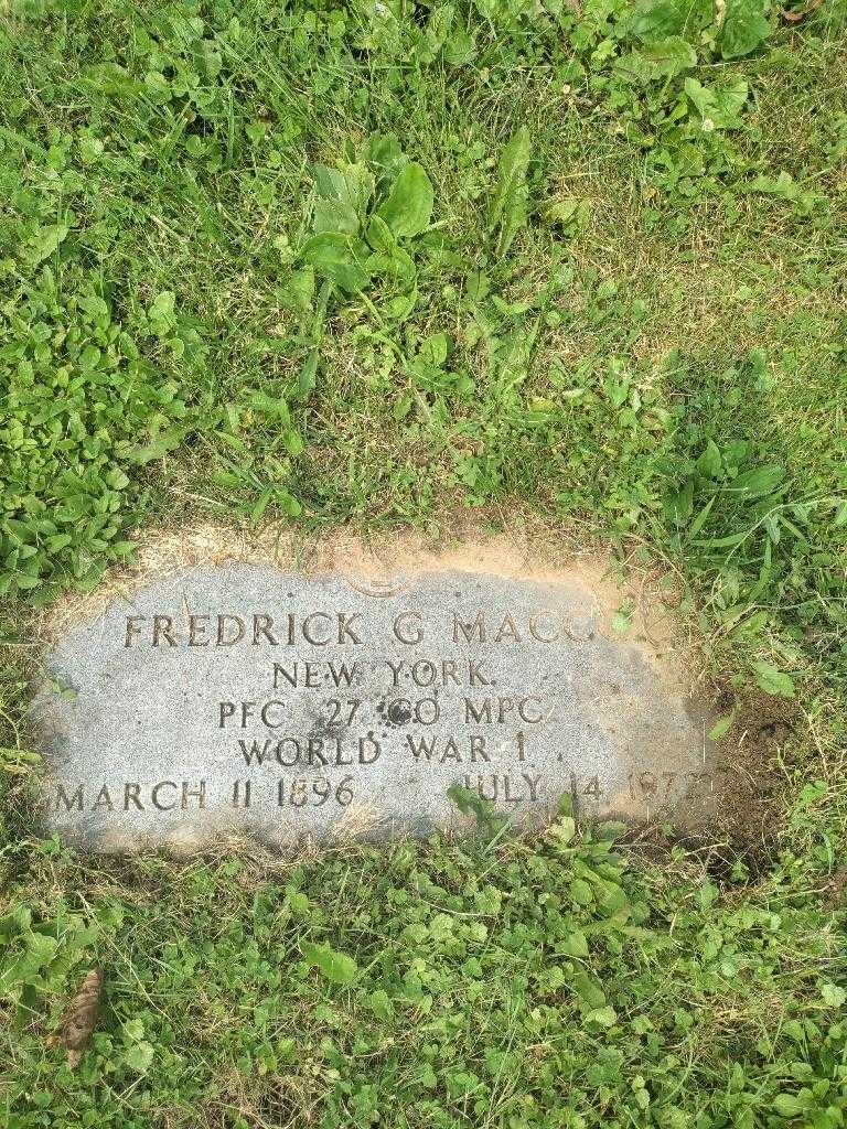 Fredrick G. Macco's grave. Photo 1