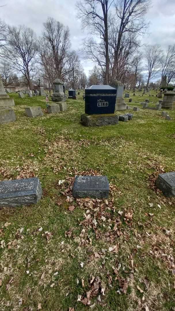 Mary C. King's grave. Photo 1