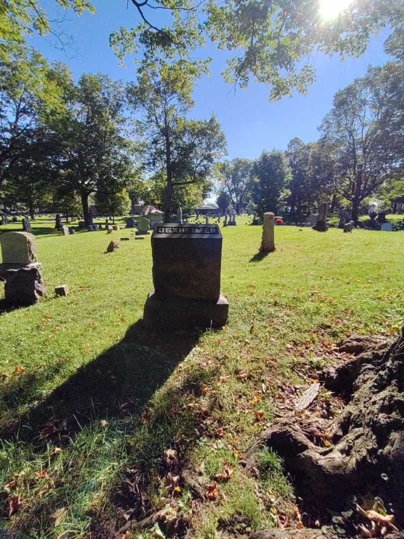 Peter Dexheimer's grave. Photo 2