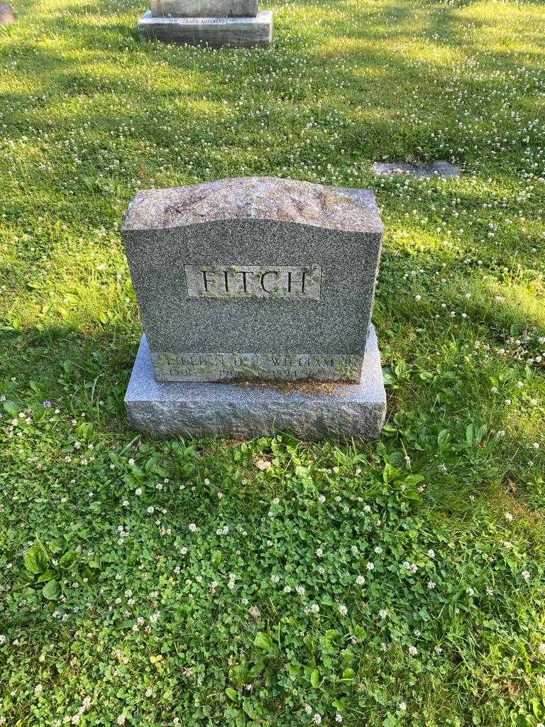 Lillian D. Fitch's grave. Photo 2