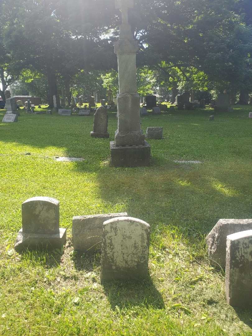 Albert E. Tiffany's grave. Photo 2