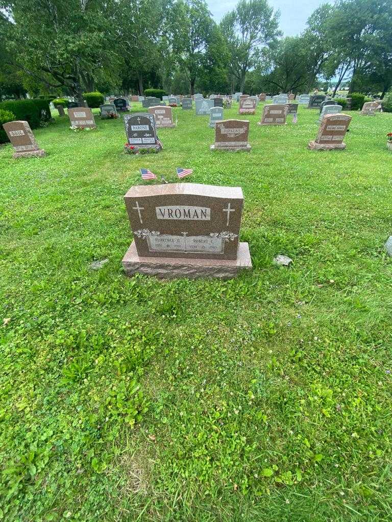 Florence H. Vroman's grave. Photo 1