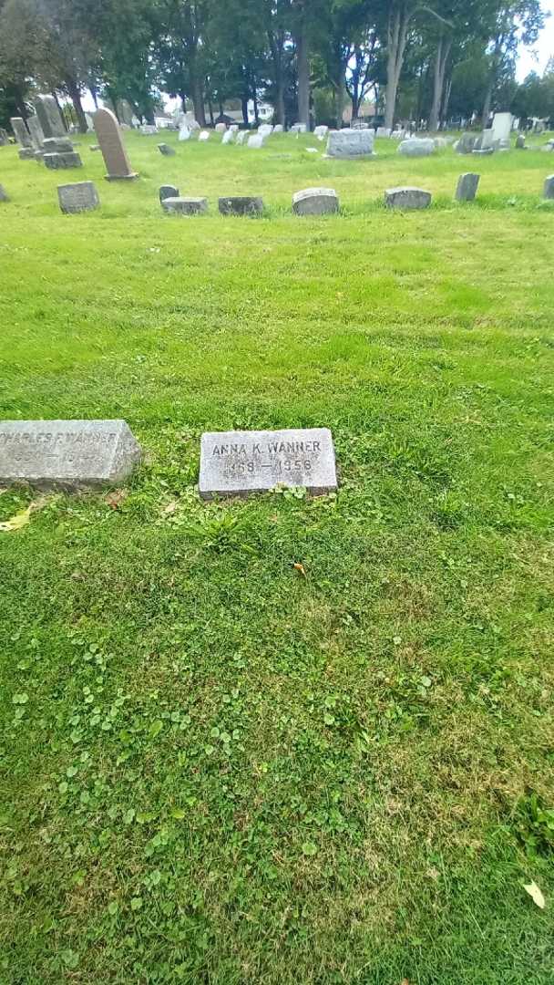 Anna K. Wanner's grave. Photo 1