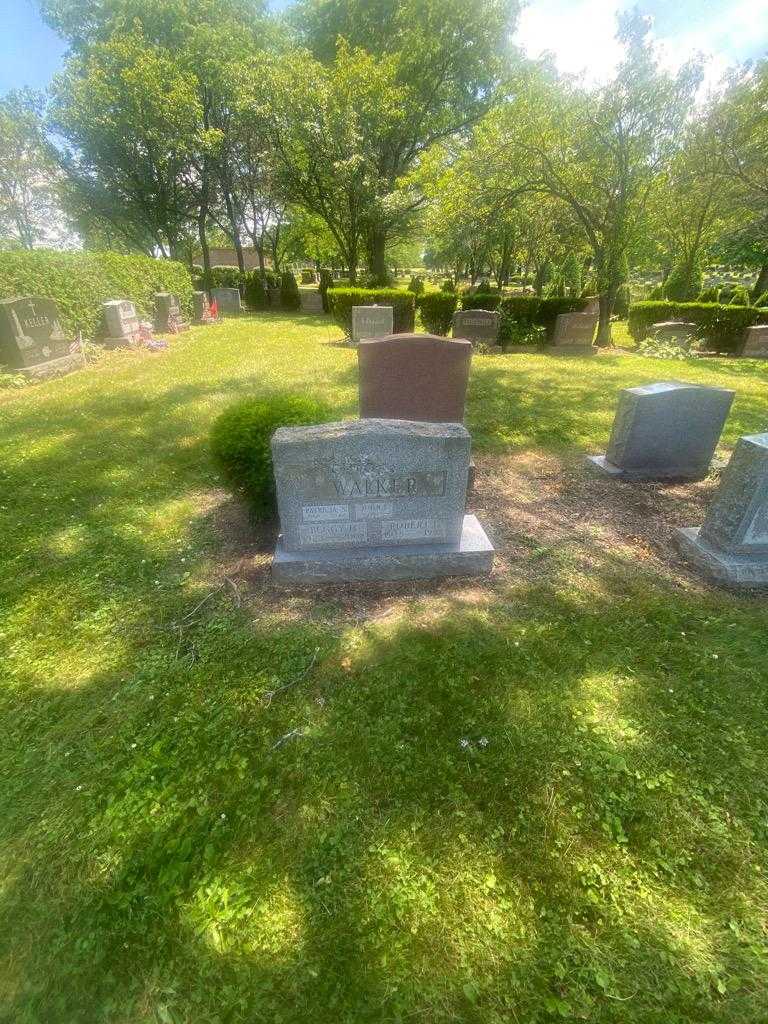 John L. Walker's grave. Photo 2
