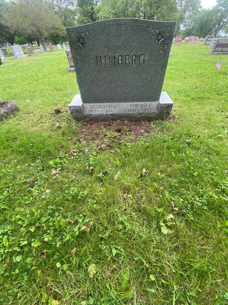 Howard F. Himberg's grave. Photo 1