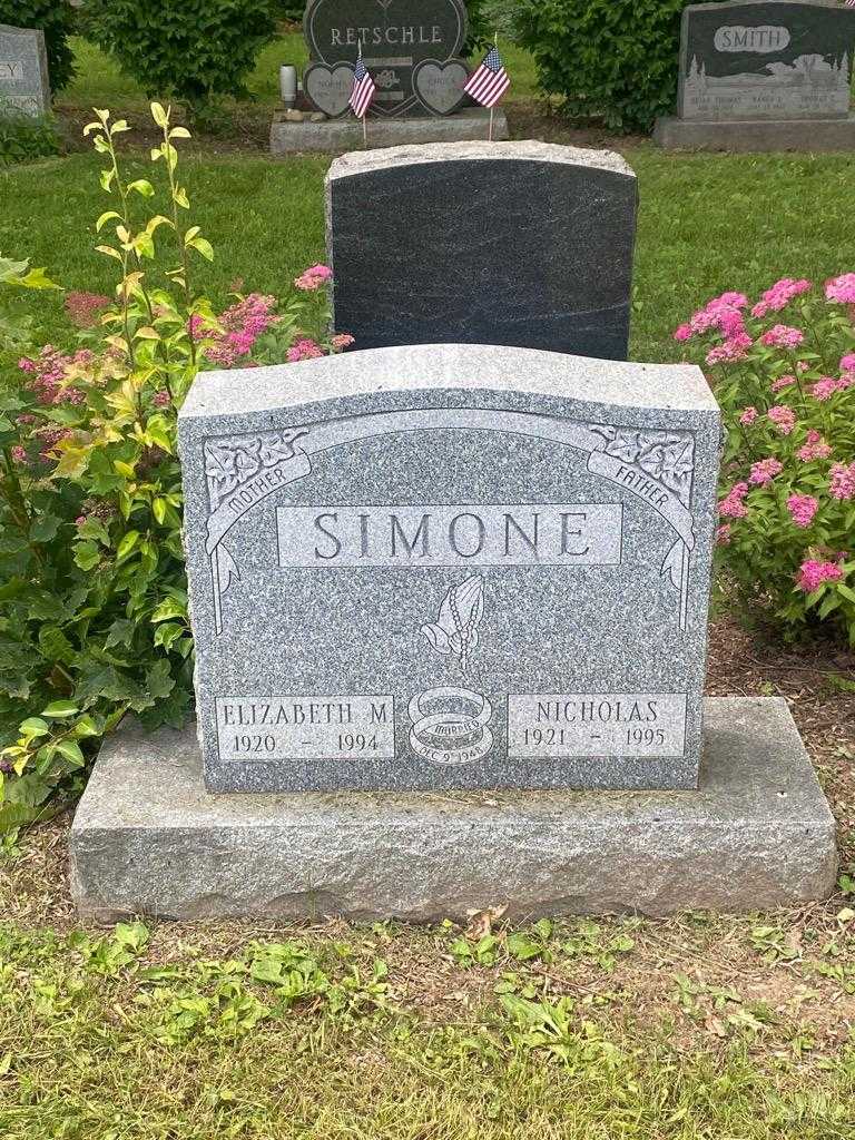 Elizabeth M. Simone's grave. Photo 3