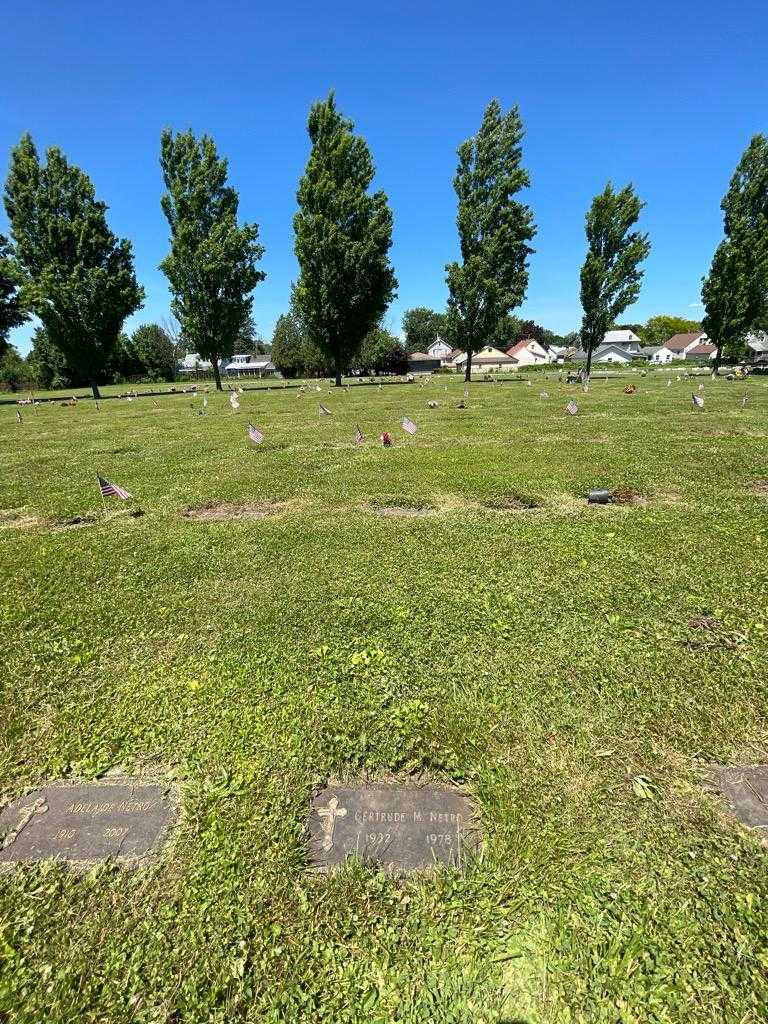 Gertrude M. Netro's grave. Photo 1