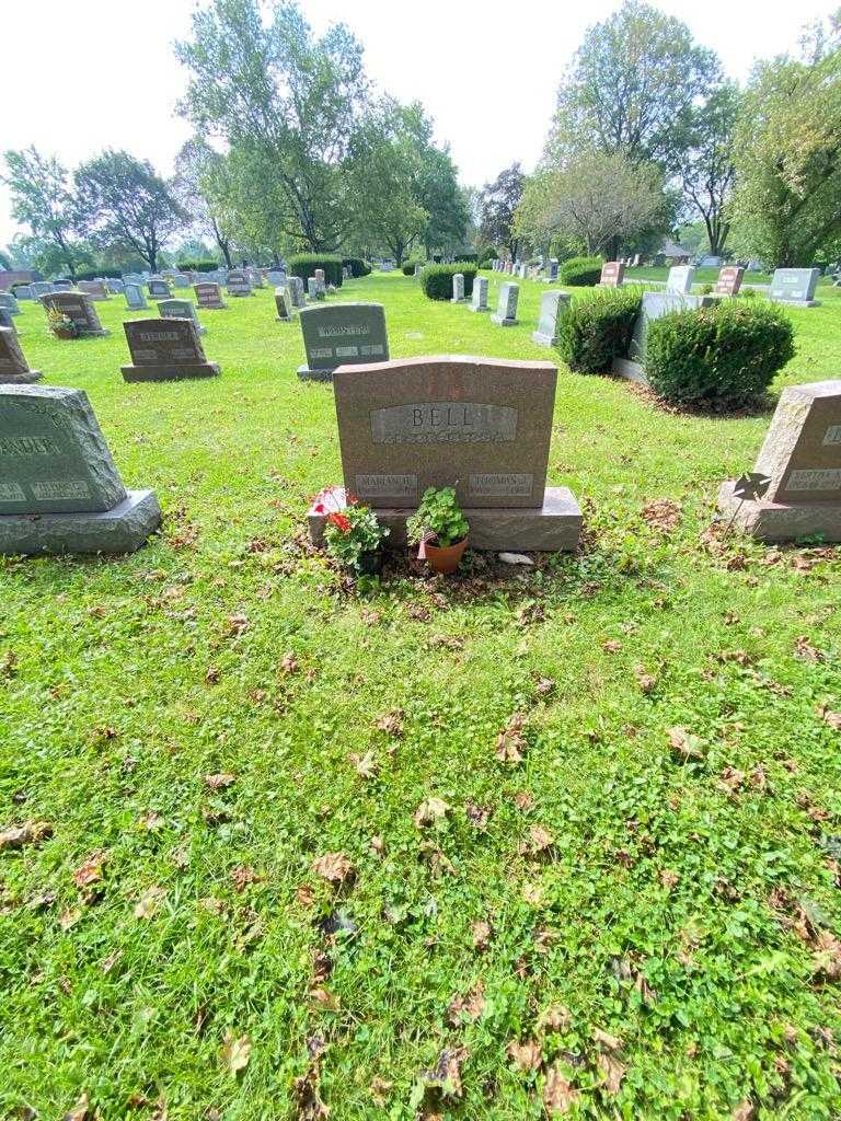 Marian H. Bell's grave. Photo 2