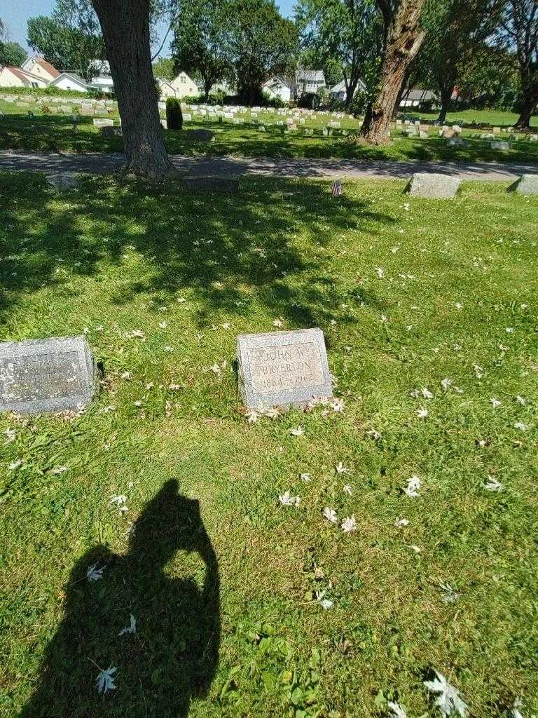 John W. Bryerton's grave. Photo 1