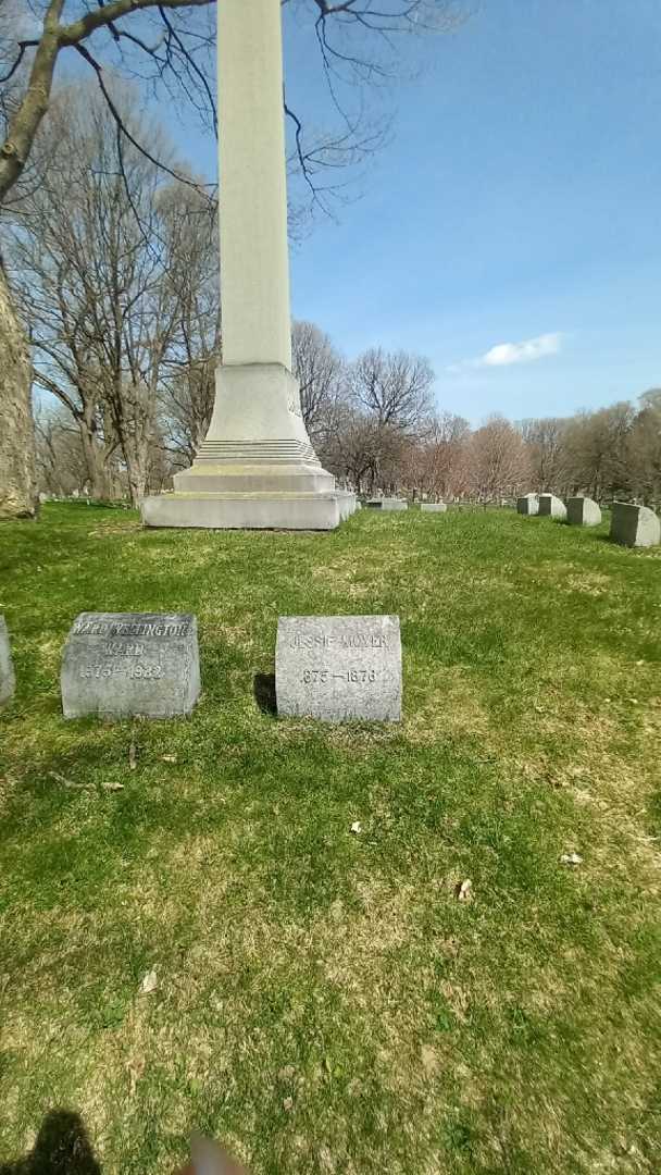 Jessie Moyer's grave. Photo 2
