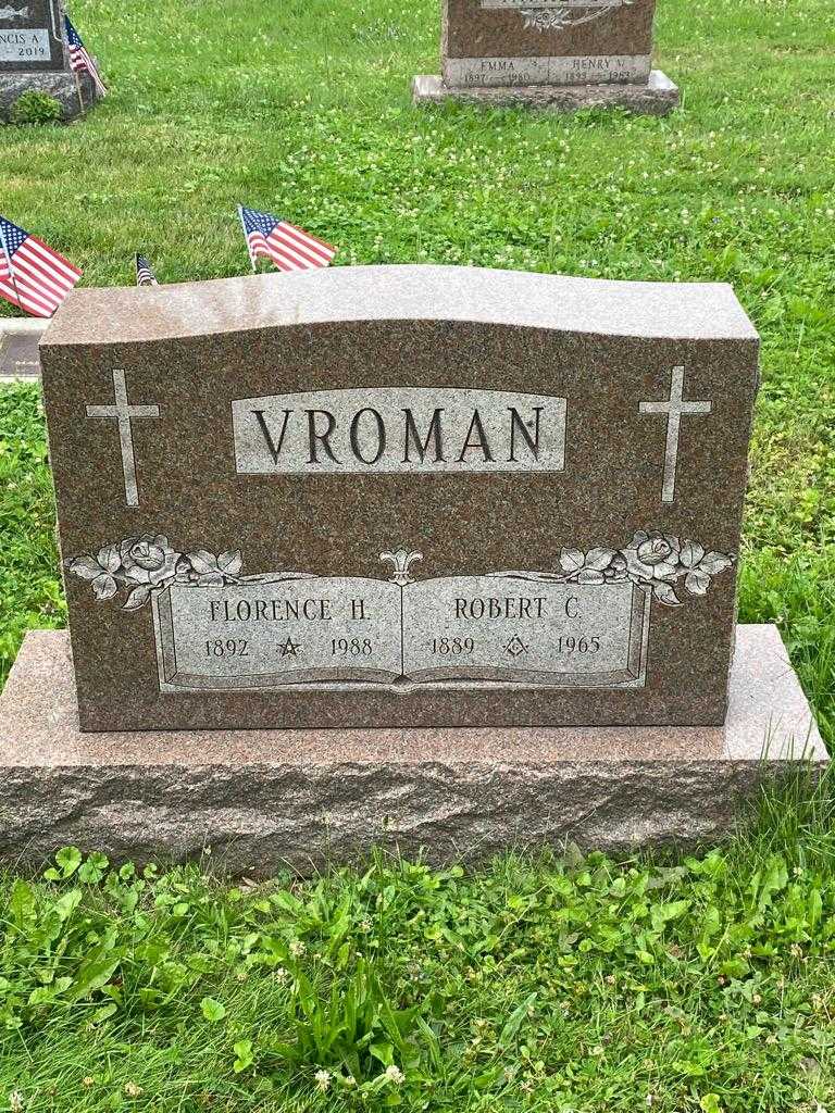 Florence H. Vroman's grave. Photo 3