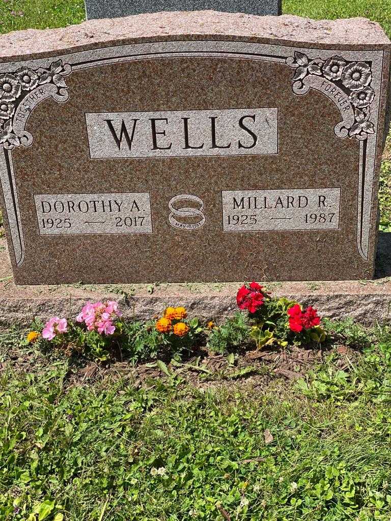 Millard R. Wells's grave. Photo 3