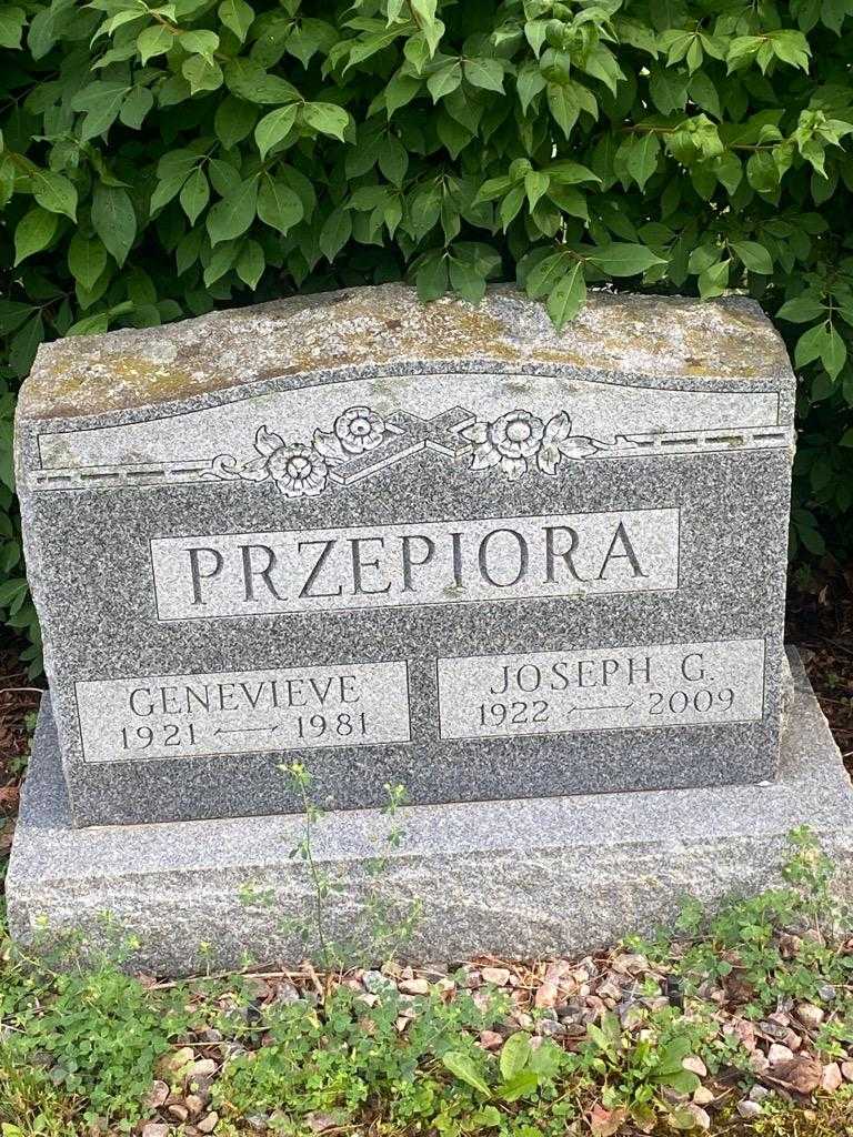 Genevieve Przepiora's grave. Photo 3