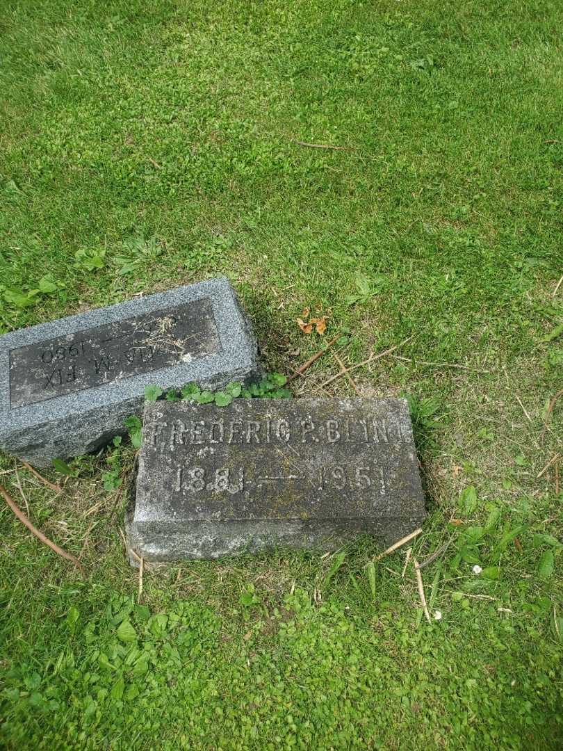 Frederick P. Blint's grave. Photo 3