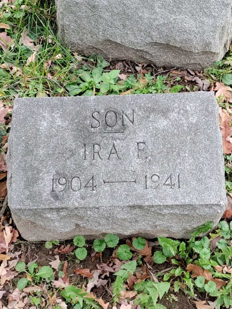 Ira F. Schaefer's grave. Photo 3