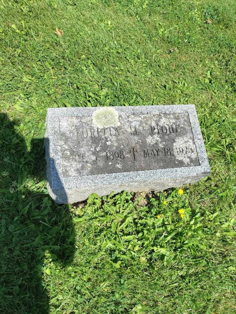 Loretta M. Pfohl's grave. Photo 2