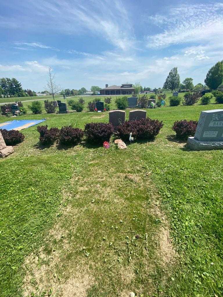 Joycelin Prince's grave. Photo 1