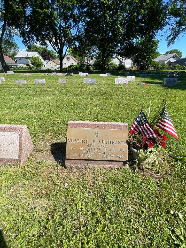 Erin Kathleen Johnson's grave. Photo 1