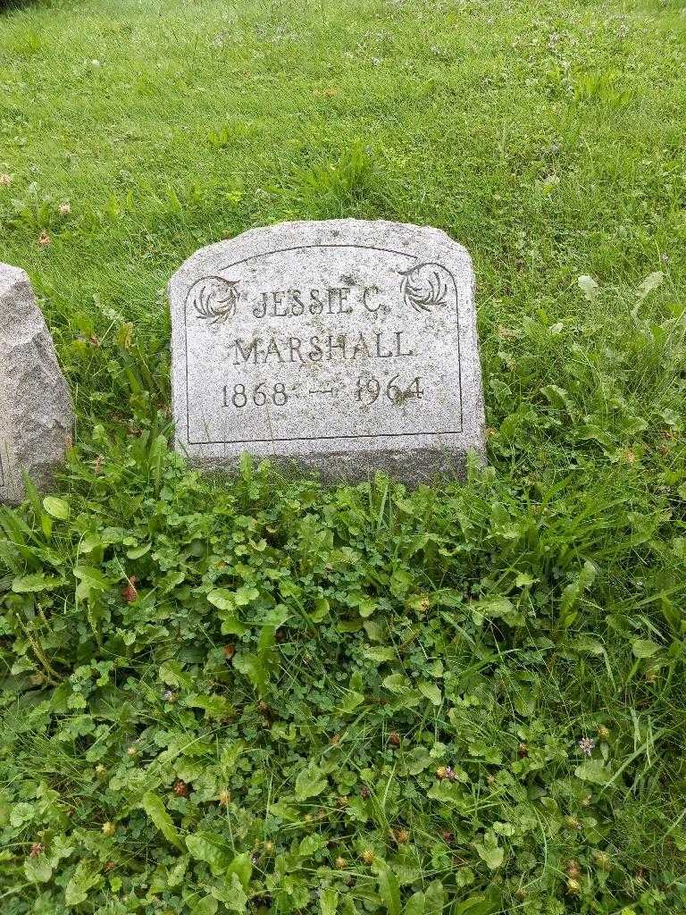 Jessie C. Marshall's grave. Photo 1