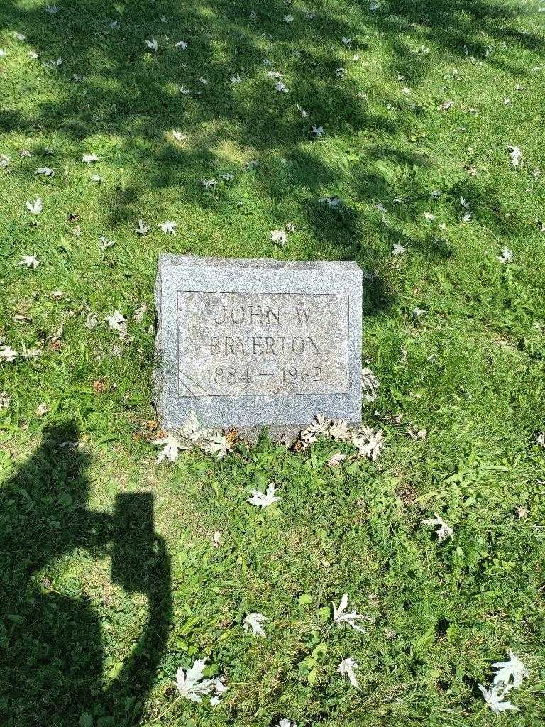 John W. Bryerton's grave. Photo 2