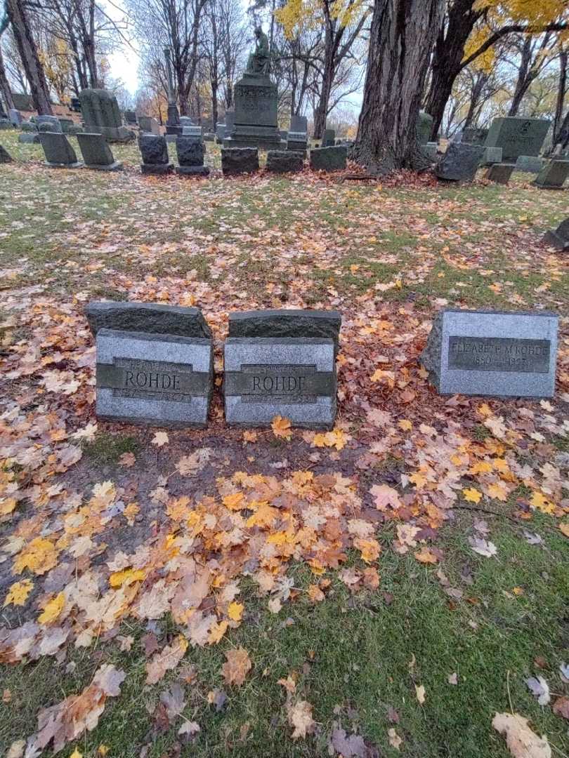 Emma A. Rohde's grave. Photo 2