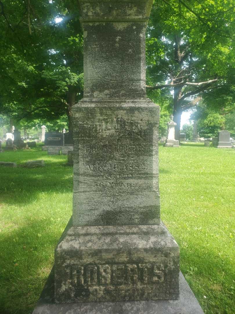 Elizabeth Roberts's grave. Photo 3