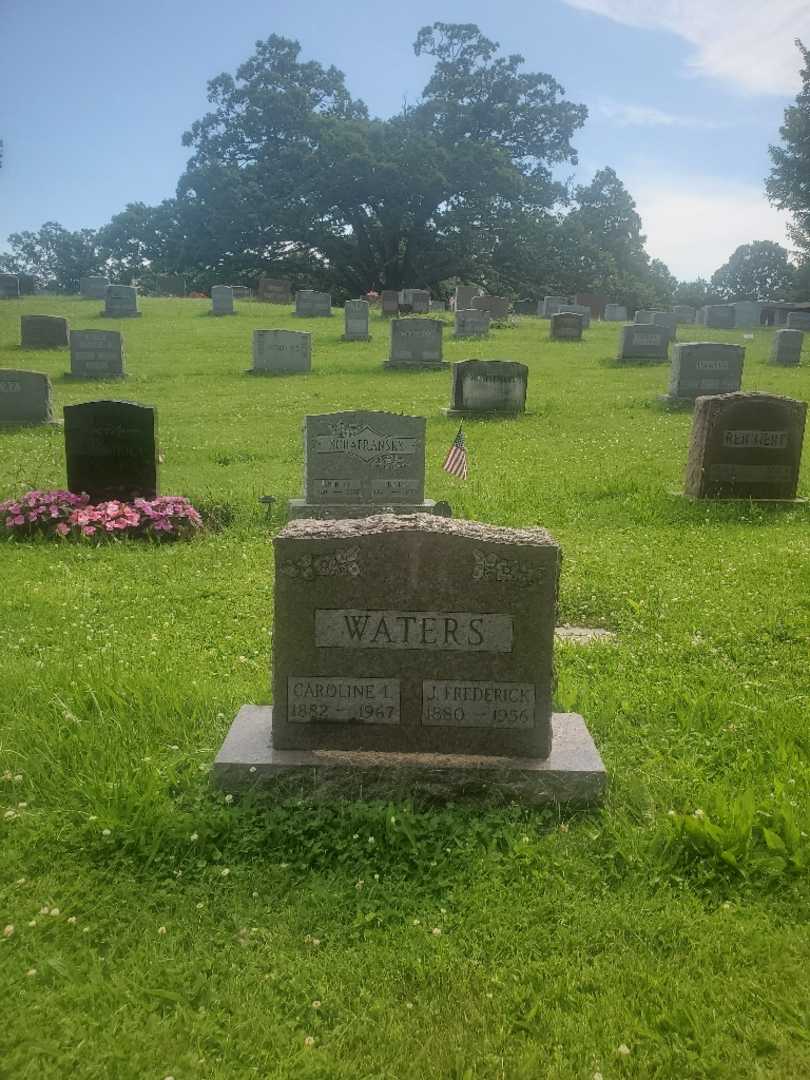 Caroline L. Waters's grave. Photo 2