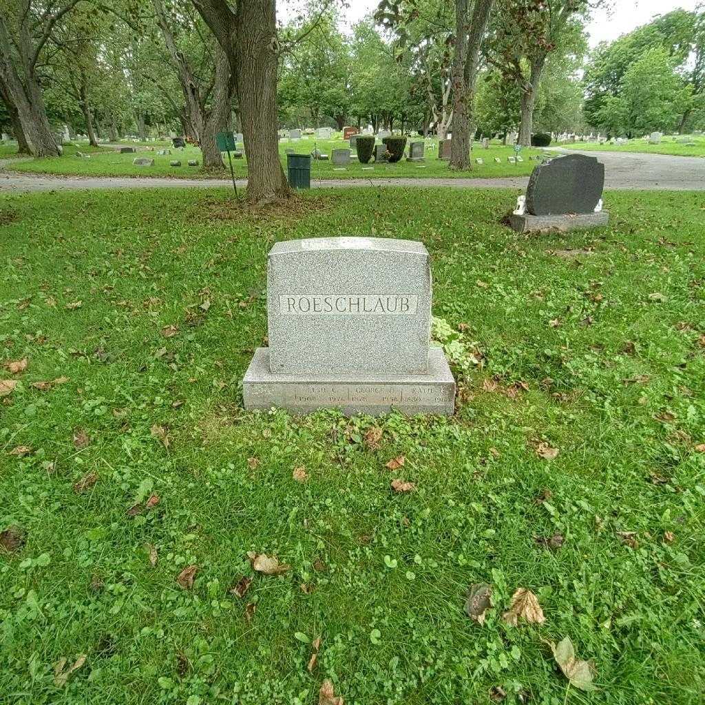 George H. Roeschlaub's grave. Photo 2