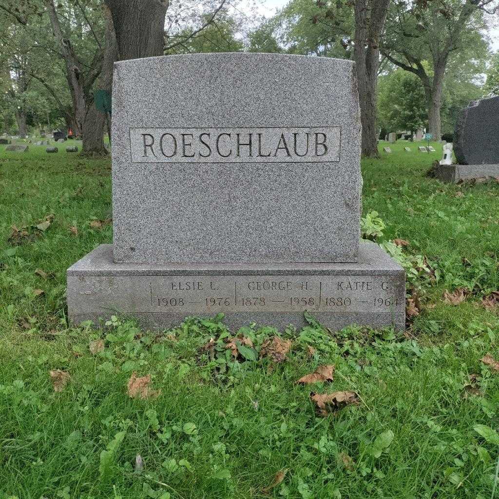 George H. Roeschlaub's grave. Photo 1