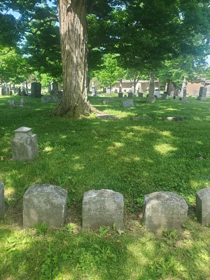 George P. Schlosser's grave. Photo 2