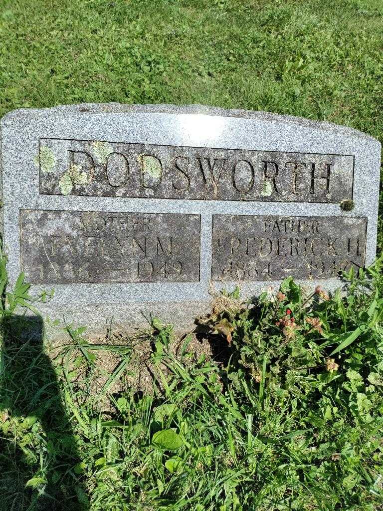 Evelyn M. Dodsworth's grave. Photo 2