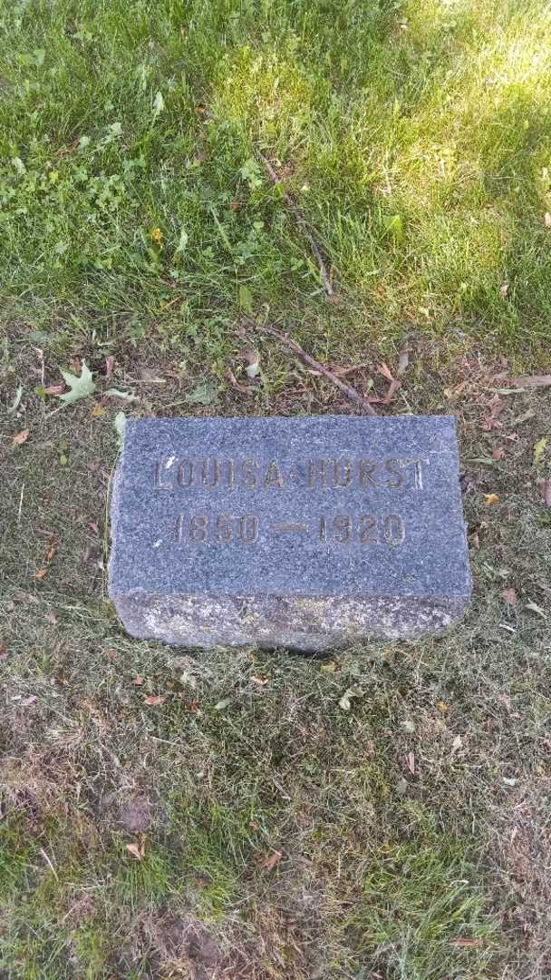 Louise Hurst's grave. Photo 3
