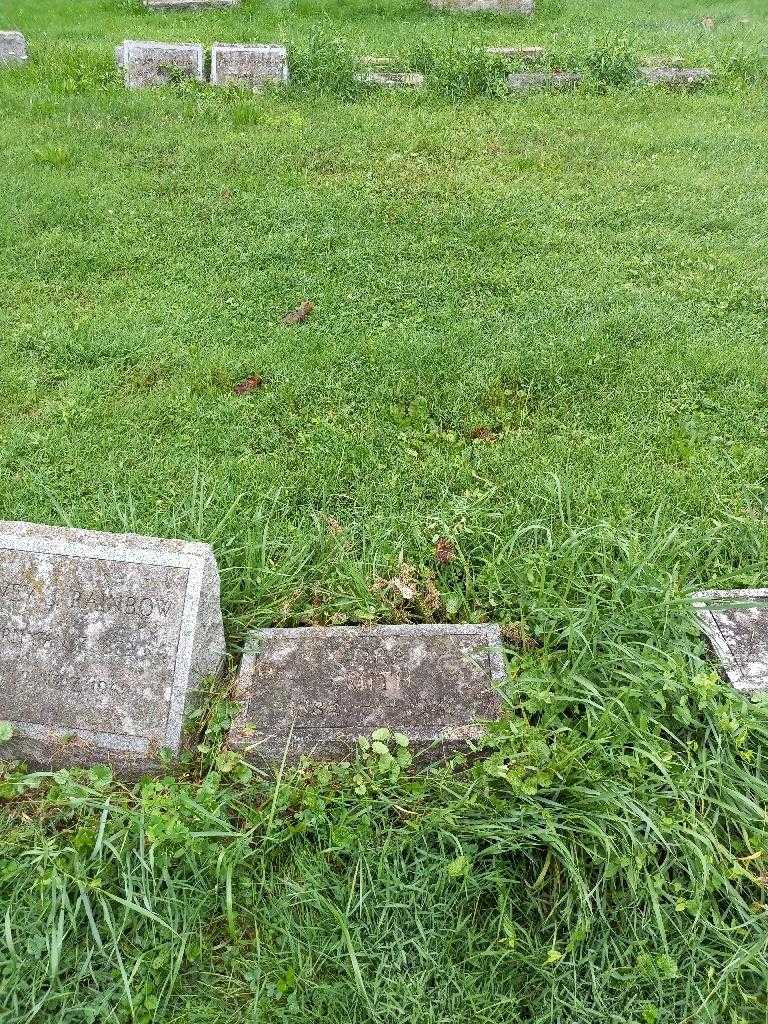 Cora Smith's grave. Photo 2