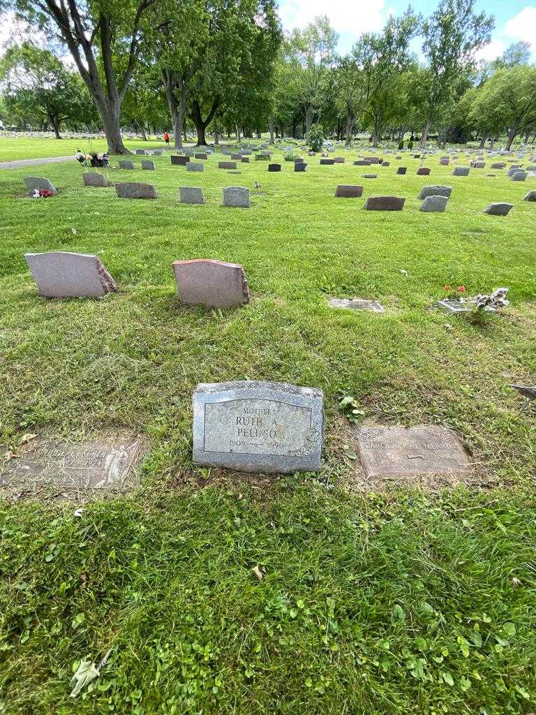 Ruth A. Peluso's grave. Photo 1