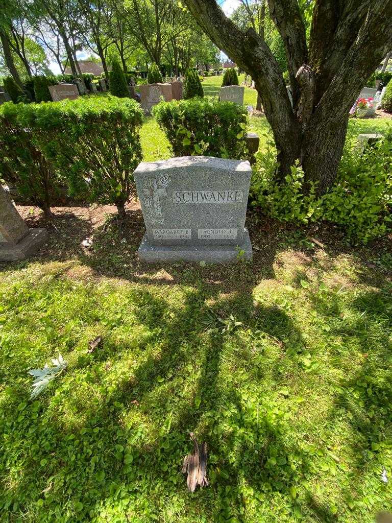 Margaret B. Schwanke's grave. Photo 1