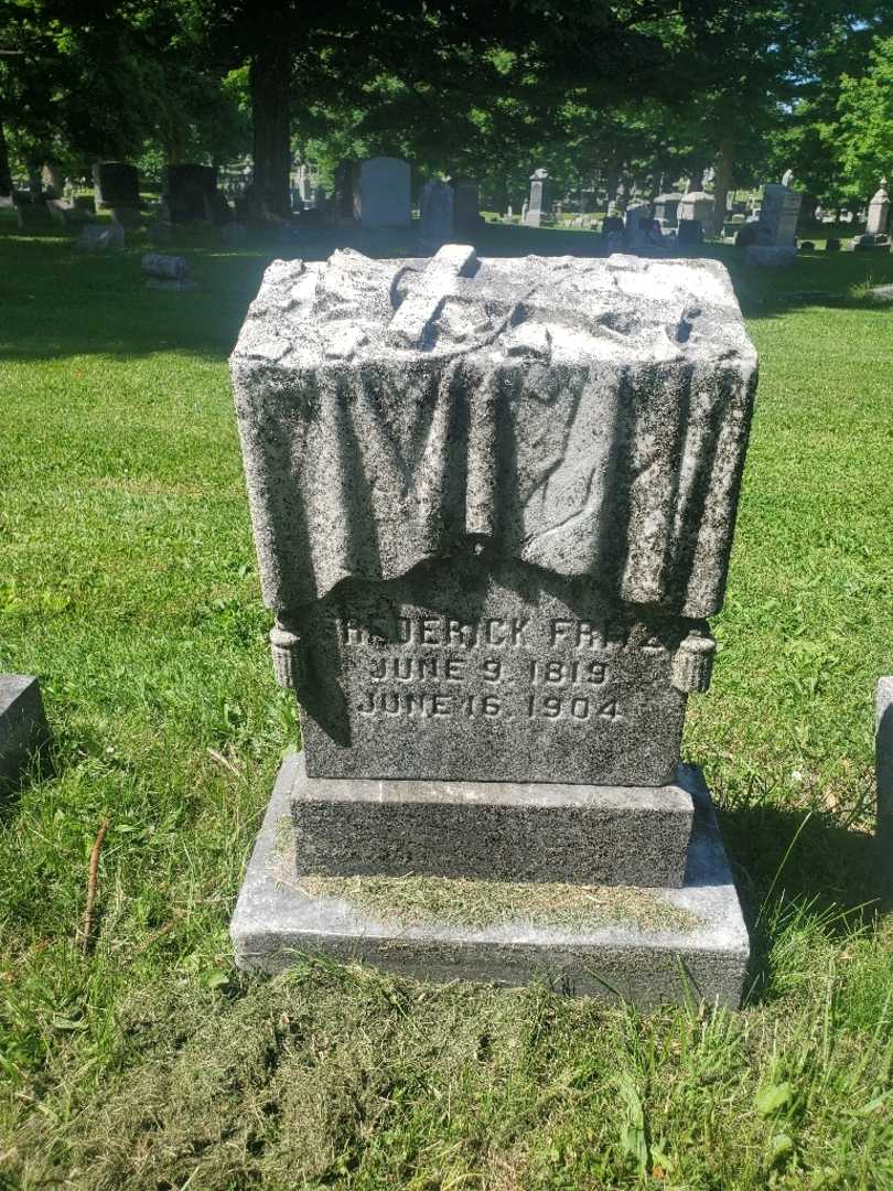 Frederick J. A. Fritz's grave. Photo 4