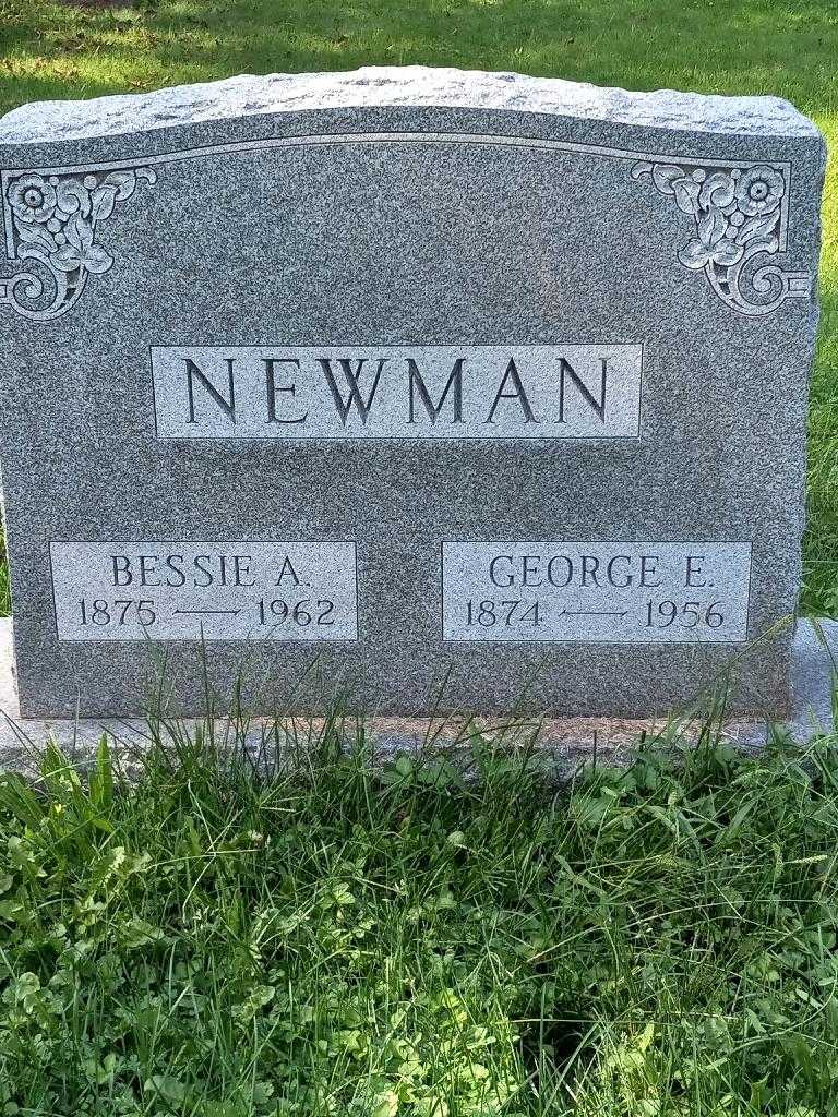 Bessie A. Newman's grave. Photo 2