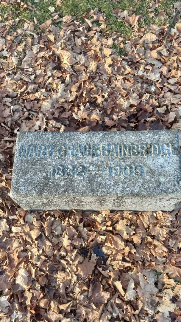 Mary Grace Bainbridge's grave. Photo 3