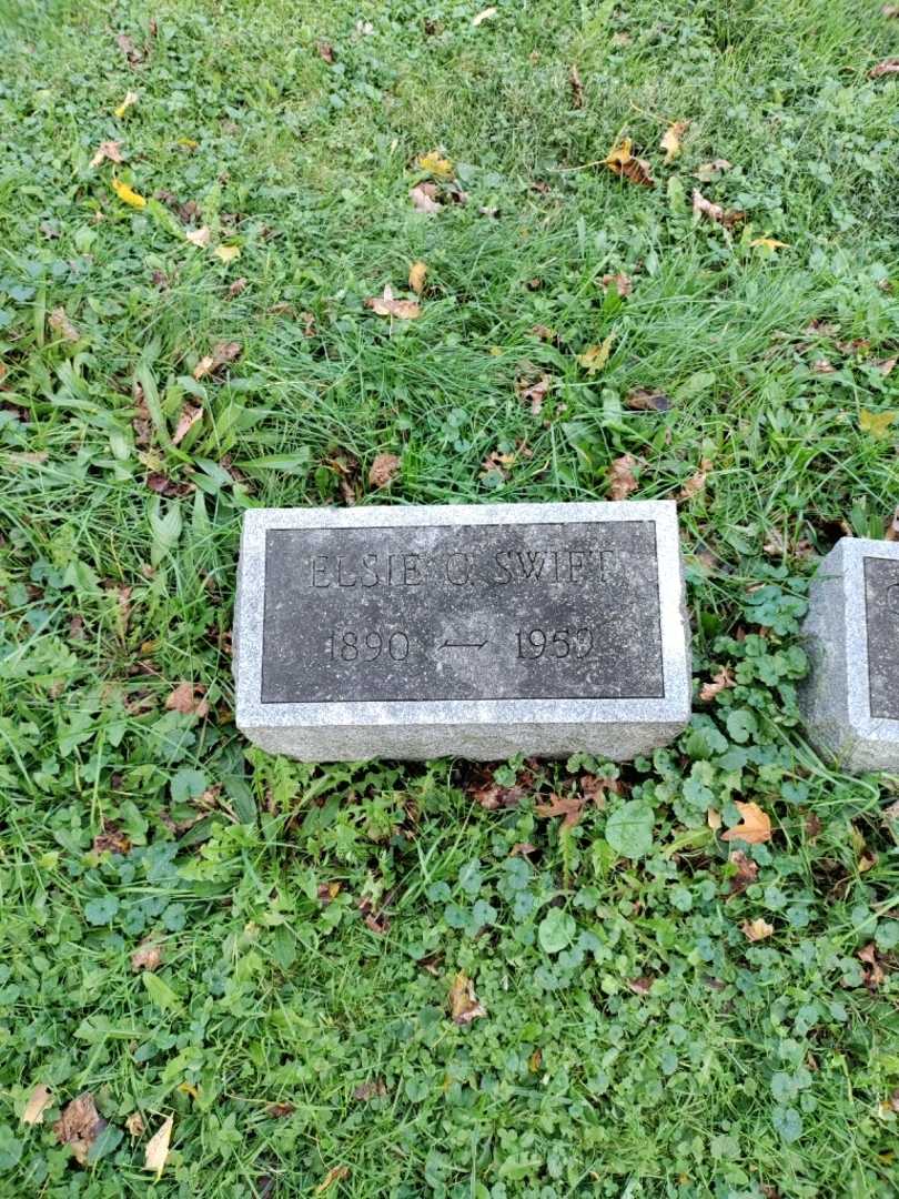 Elsie G. Miller Swift's grave. Photo 2