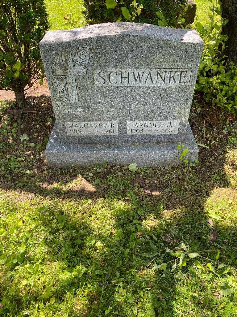 Arnold J. Schwanke's grave. Photo 2