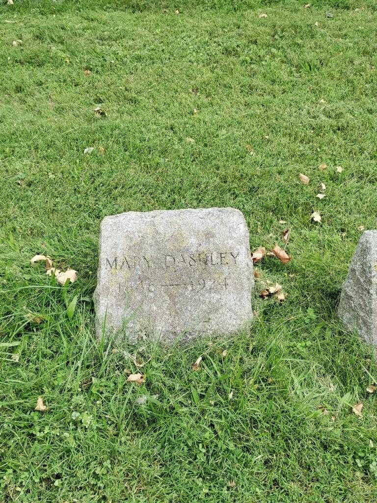 Mary Ann Dashley's grave. Photo 2