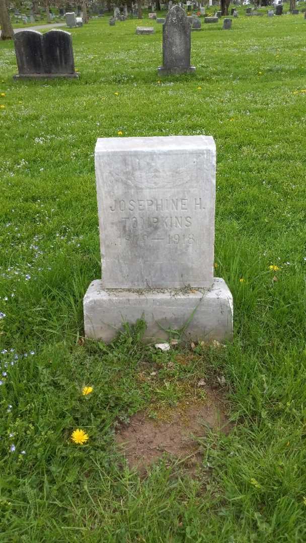 Josephine H. Tompkins's grave. Photo 3