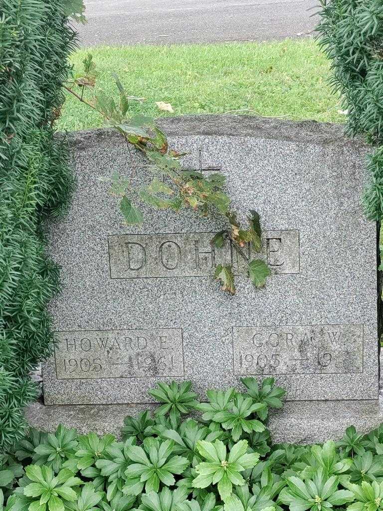 Cora W. Dohne's grave. Photo 3