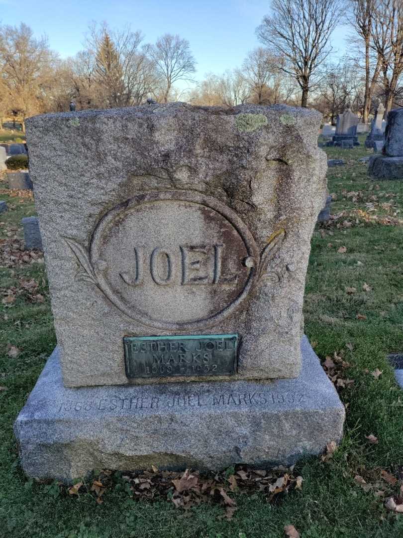 Esther Joel Marks's grave. Photo 3