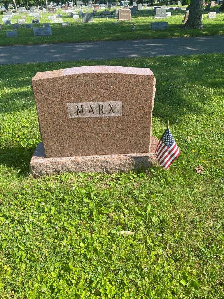 Frances Marx's grave. Photo 2