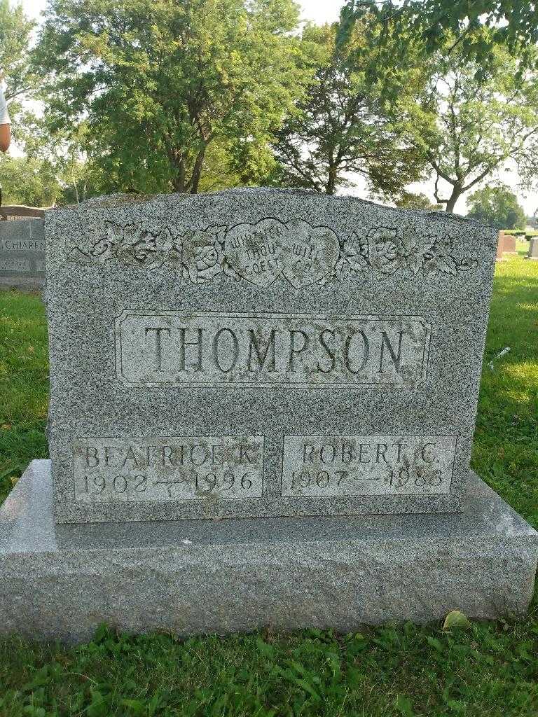 Beatrice K. Thompson's grave. Photo 3