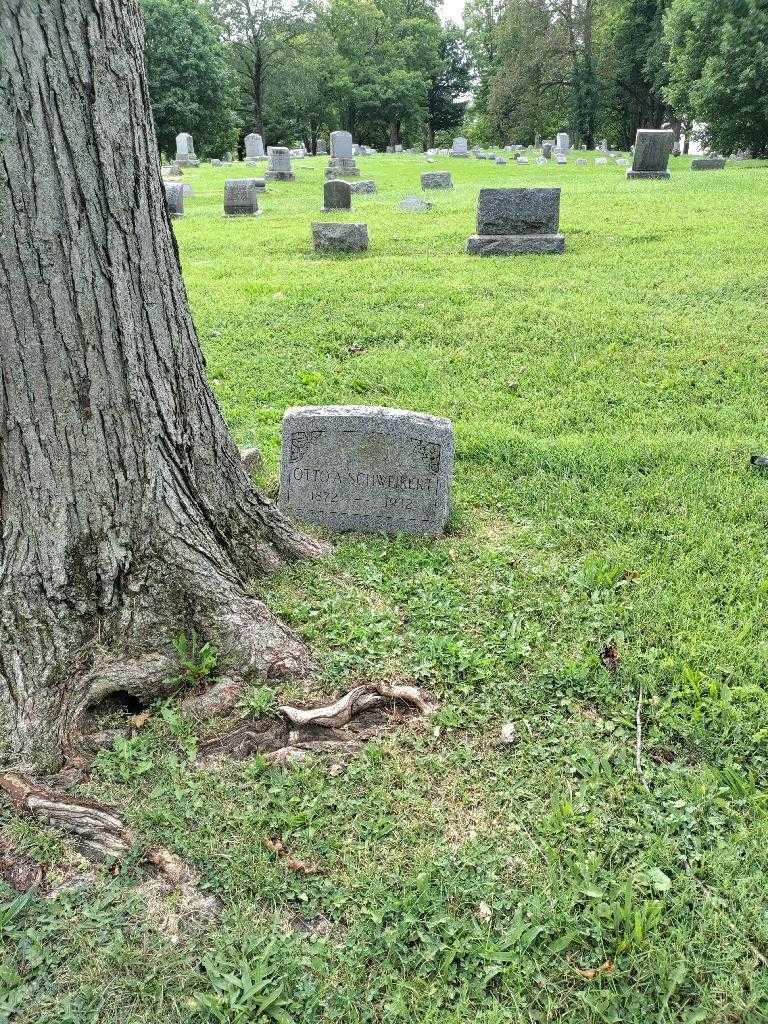 Otto A. Schweikert's grave. Photo 1