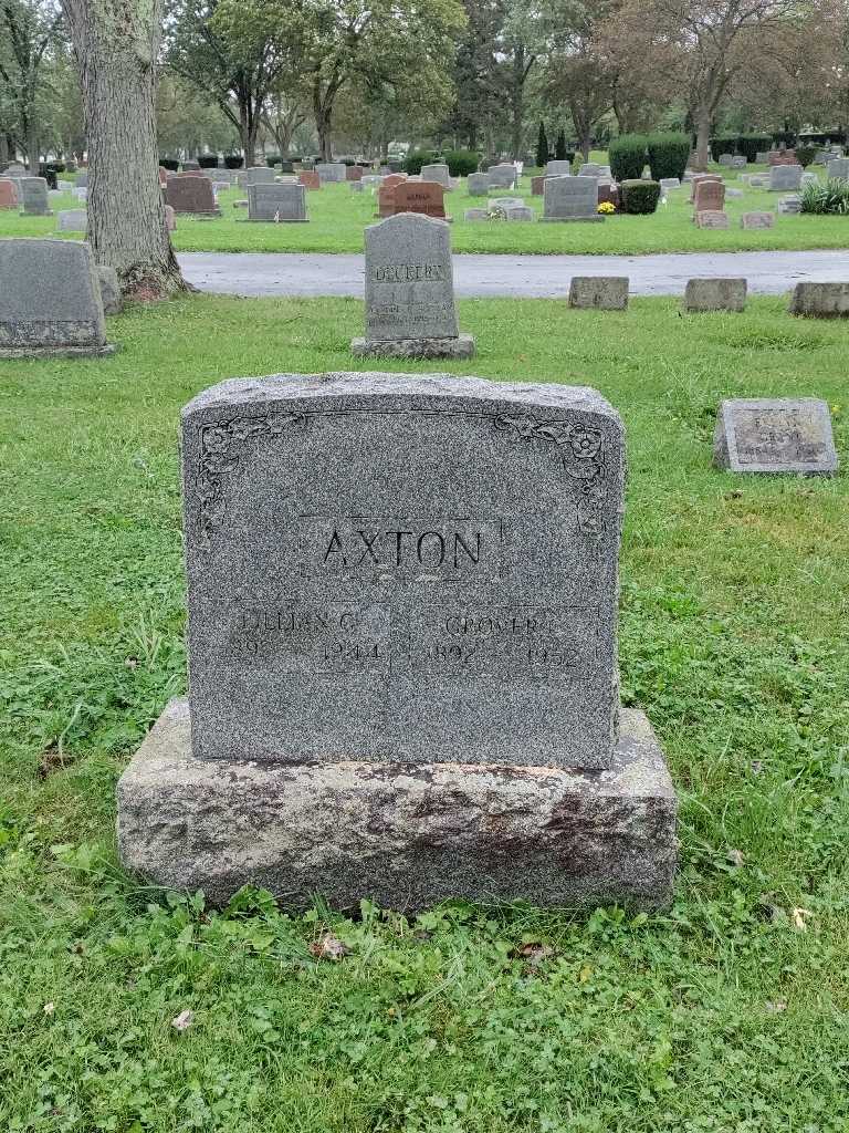 Lillian G. Axton's grave. Photo 2