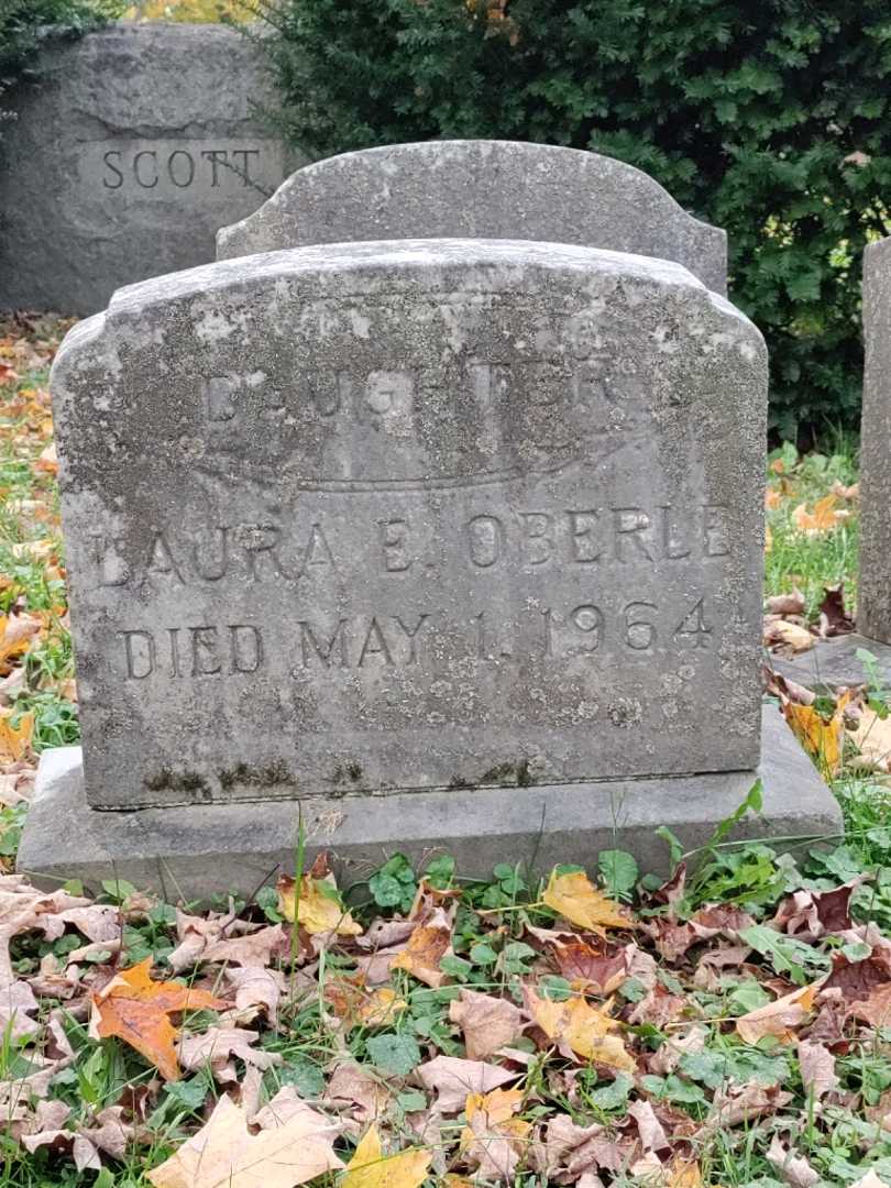 Laura E. Oberle's grave. Photo 3
